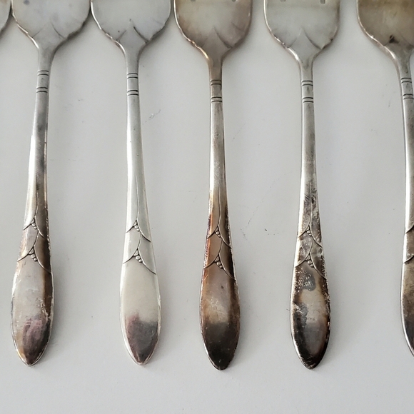 Lady Hamilton in Community Flatware Vintage - Picture 3 of 4